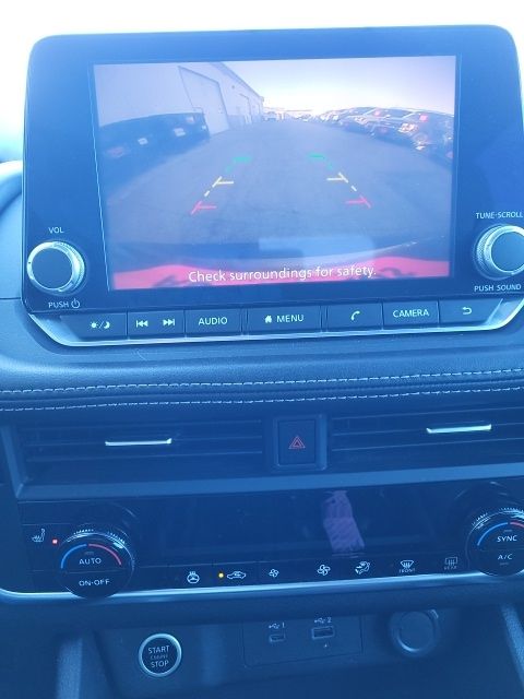 2021 Nissan Rogue S photo 3