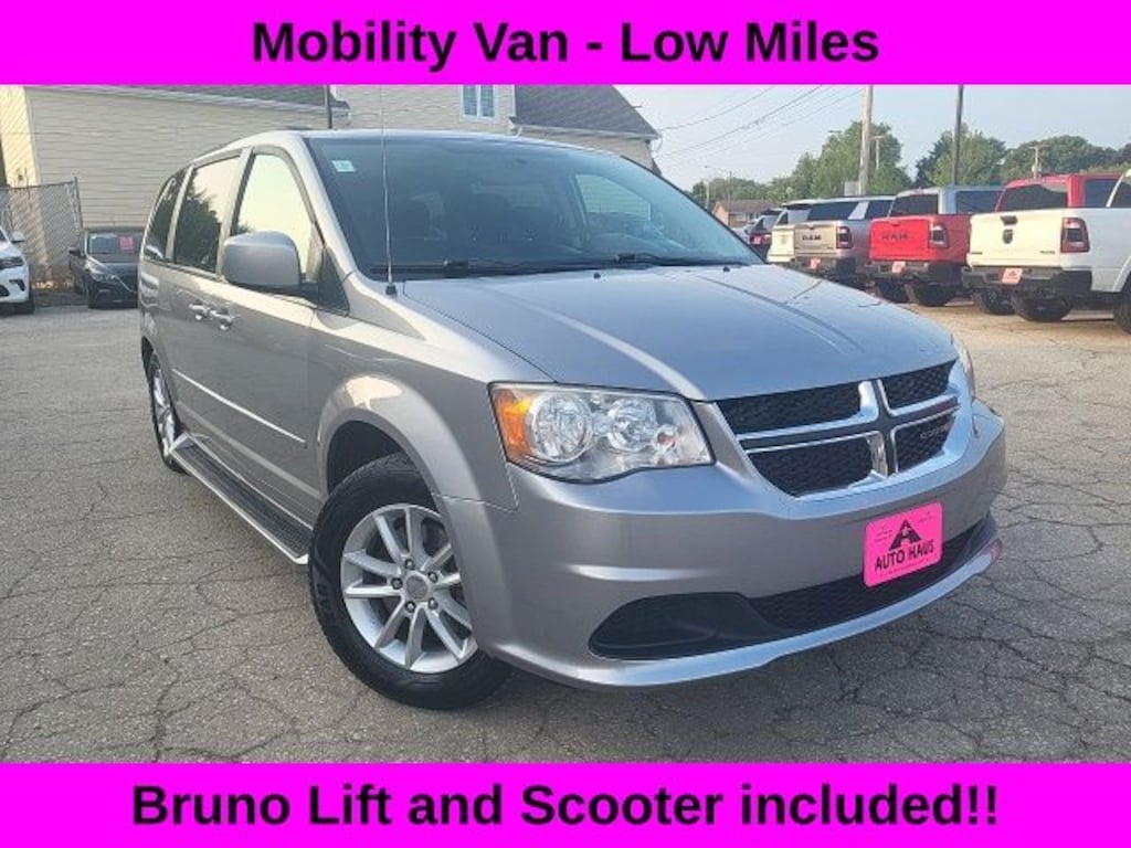 Used 2014 Dodge Grand Caravan SXT Van