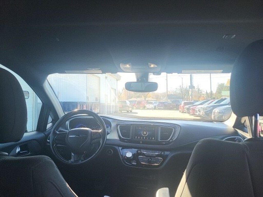 Used 2019 Chrysler Pacifica Touring Plus Van Passenger Van