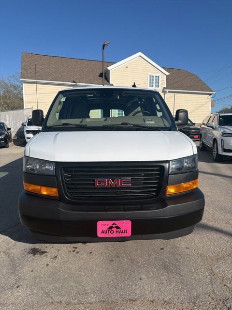2024 GMC Savana Cargo Work Van - Photo 23