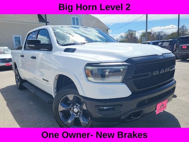 2023 RAM 1500 Big Horn/Lone Star 4x4 Crew Cab 5'7's photo