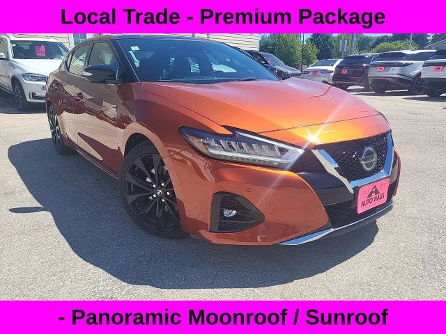 2019 Nissan Maxima SR's photo