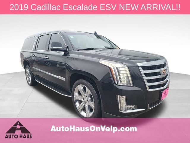 2019 Cadillac Escalade ESV Premium Luxury's photo