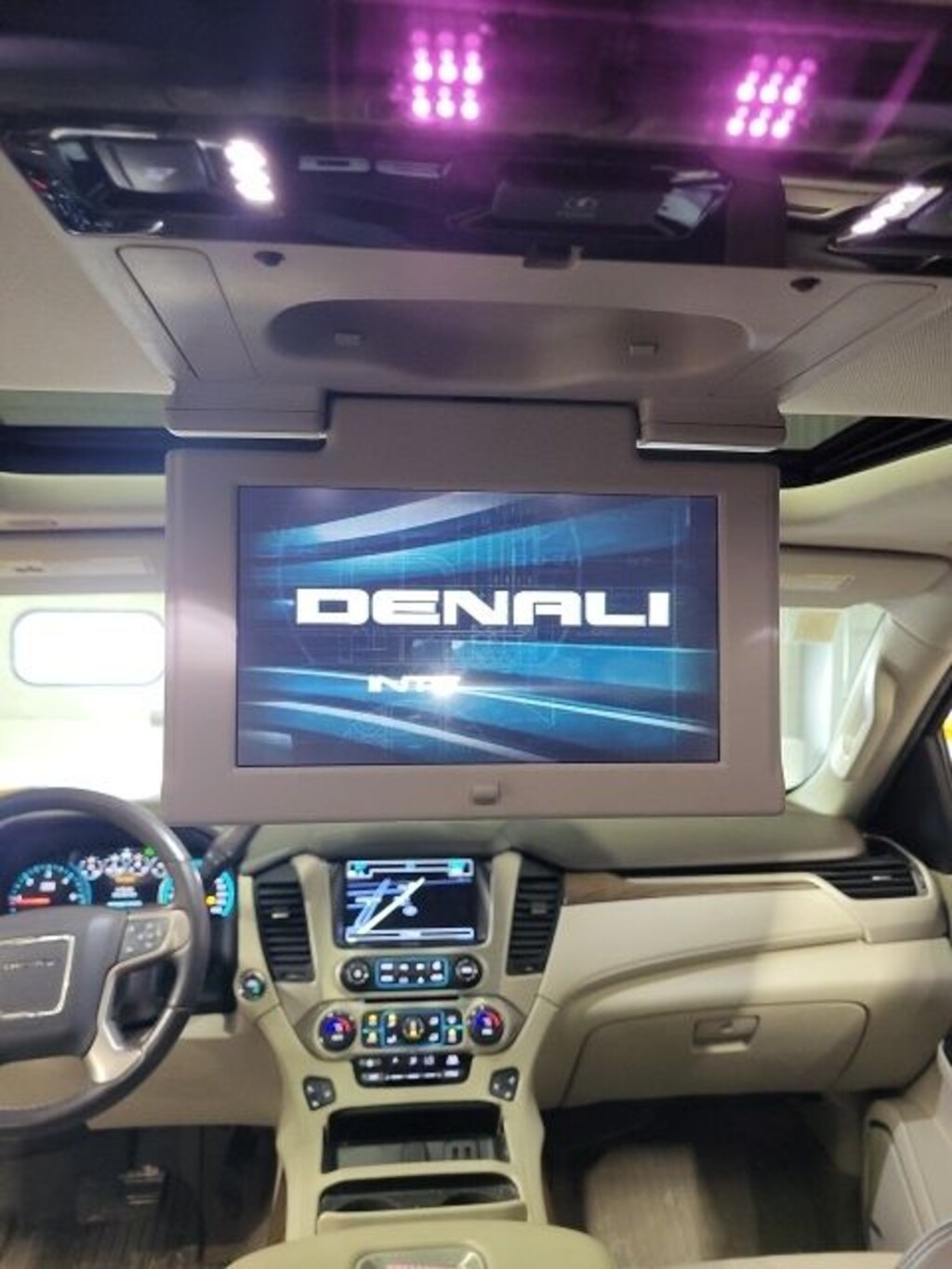 Used 2020 GMC Yukon XL Denali SUV