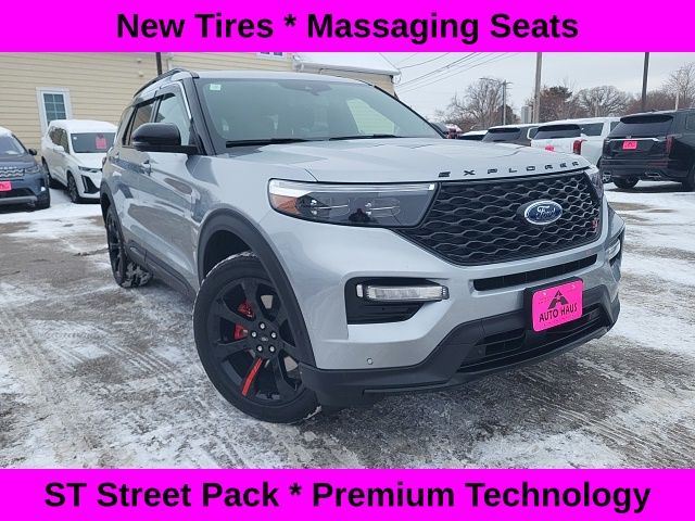 2020 Ford Explorer ST's photo