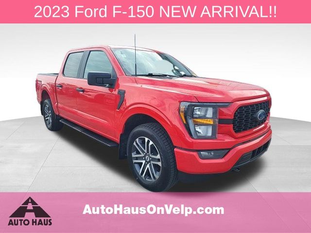 2023 Ford F-150 XL 4x4 SuperCrew 145 in's photo