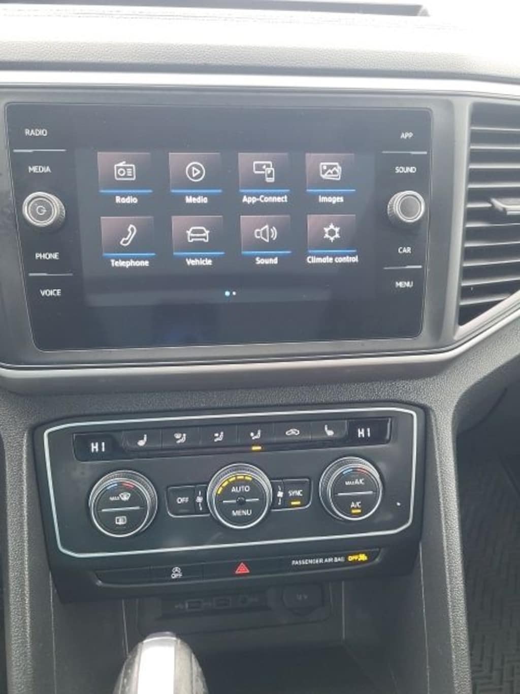 Used 2020 Volkswagen Atlas Cross Sport 3.6L V6 SE w/Technology R-Line 4MOTION SUV