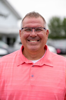 Staff member Andrew Heidl from 4a4bbde26fe9