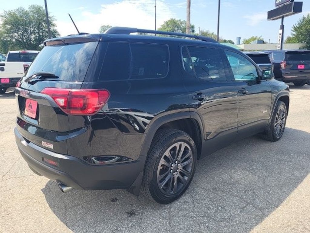 Used 2019 GMC Acadia SLT-1 SUV