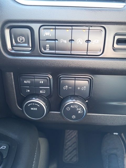 2022 Chevrolet Tahoe LS - Photo 15