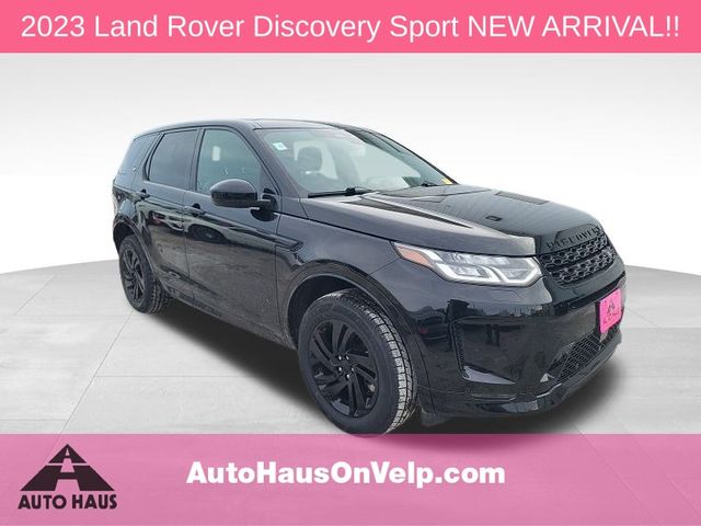 2023 Land Rover Discovery Sport S's photo