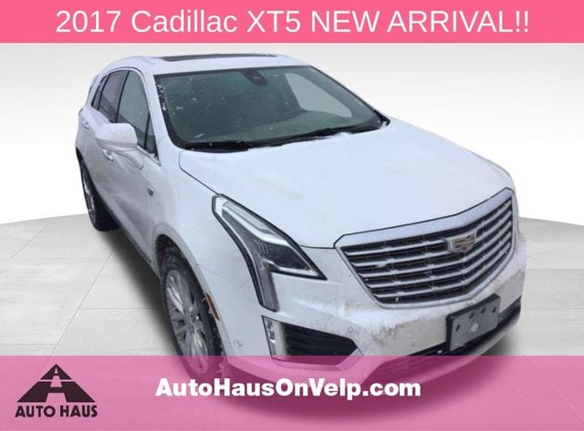 2017 Cadillac XT5 Platinum's photo