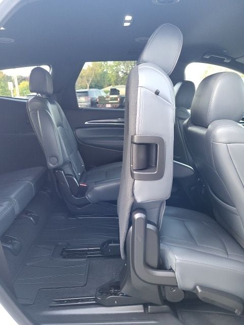 2023 Buick Enclave Essence - Photo 17