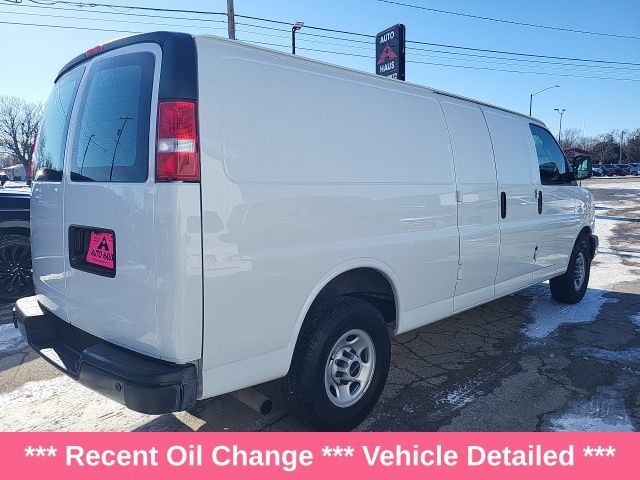 2024 GMC Savana Cargo Work Van - Photo 12
