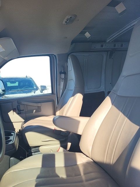 2024 GMC Savana Cargo Work Van - Photo 12