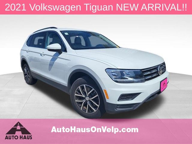 2021 Volkswagen Tiguan 2.0T SE 4Motion's photo