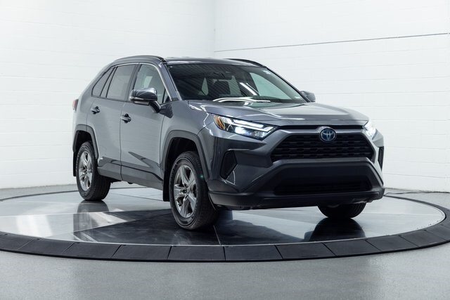 2024 Toyota RAV4 Hybrid XLE photo 4