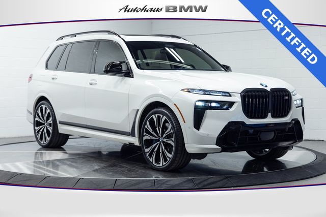 2025 BMW X7 M60i's photo
