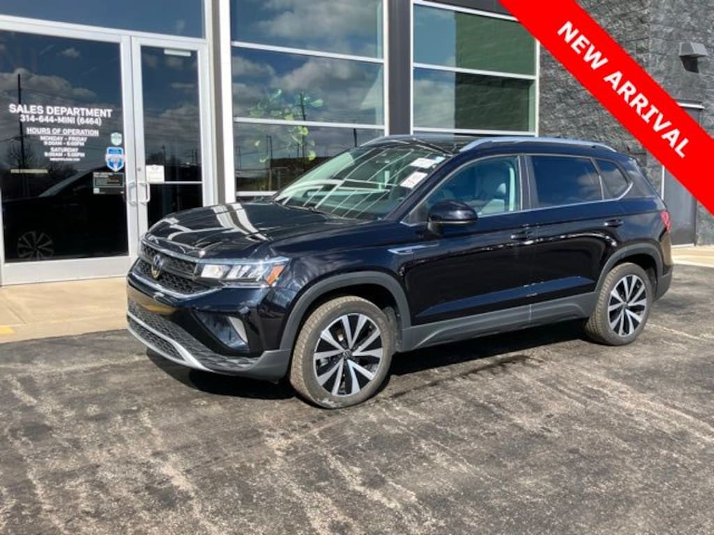 Used 2024 Volkswagen Taos 1.5T SE SUV