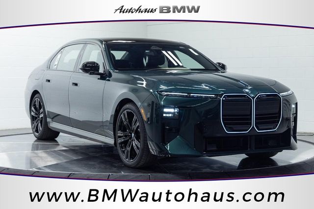 2027 BMW 740i Sedan 