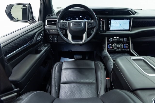 2022 Gmc Yukon Denali photo 3