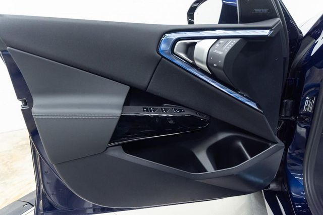 2026 BMW X3 30 - Photo 15