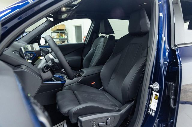 2026 BMW X3 30 - Photo 23