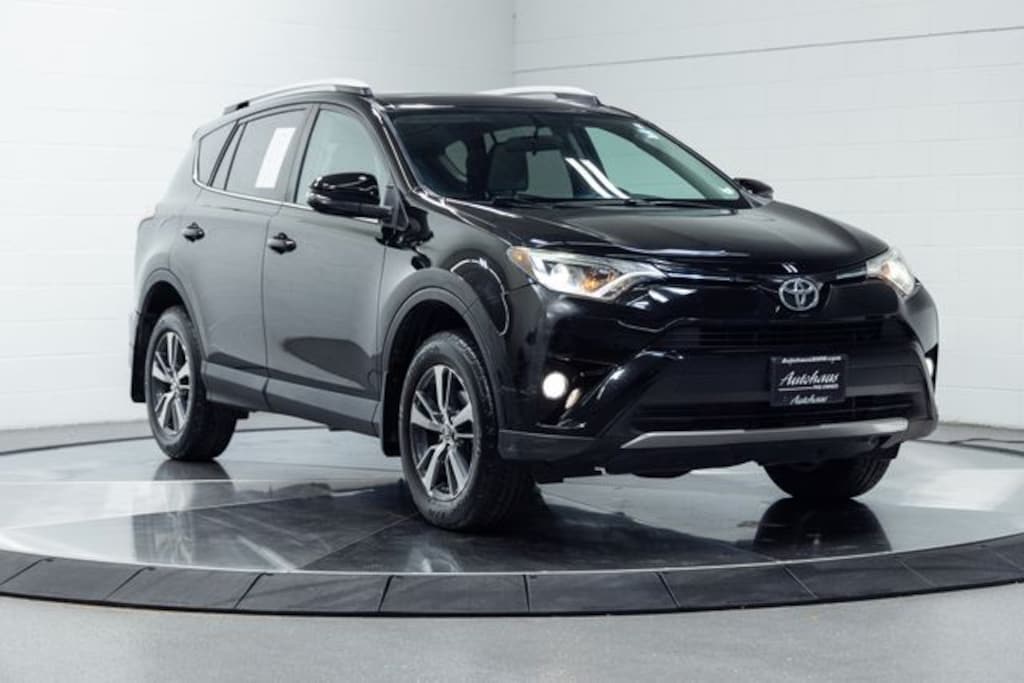 Used 2016 Toyota RAV4 XLE SUV