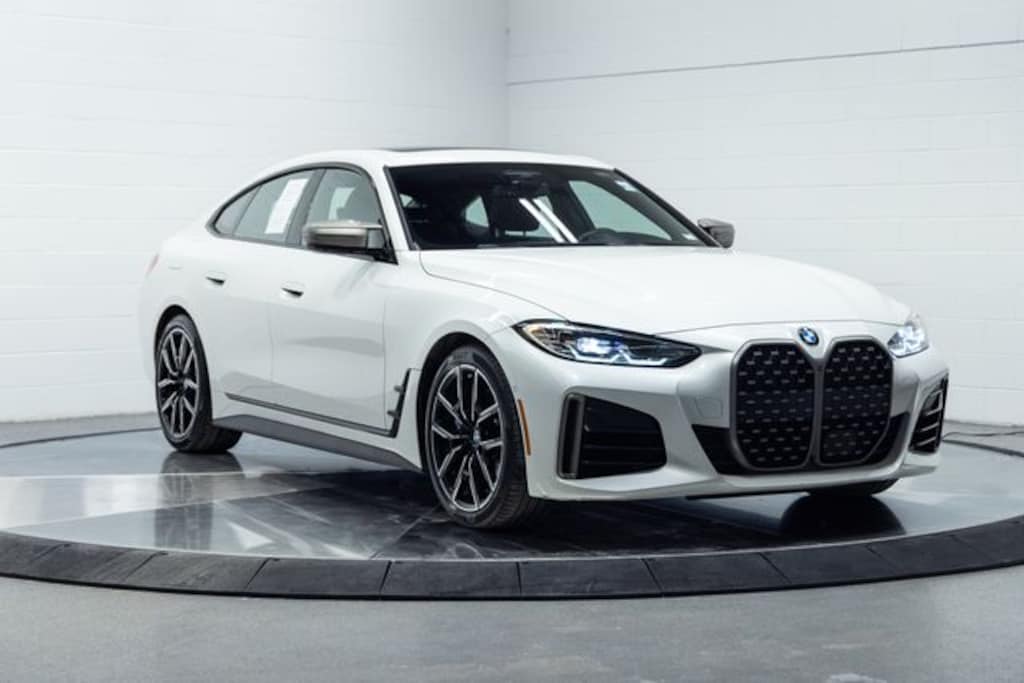 Used 2022 BMW 4 Series M440i xDrive Hatchback