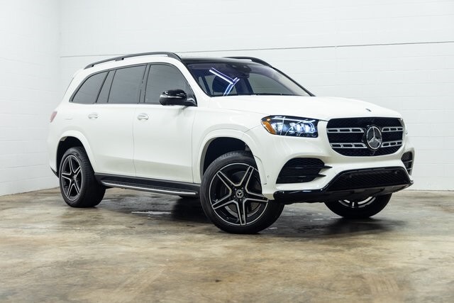 2023 Mercedes Benz GLS 580 4MATIC photo 4