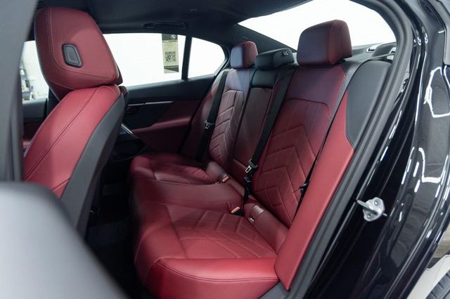 2026 BMW 5 Series 530i - Photo 24