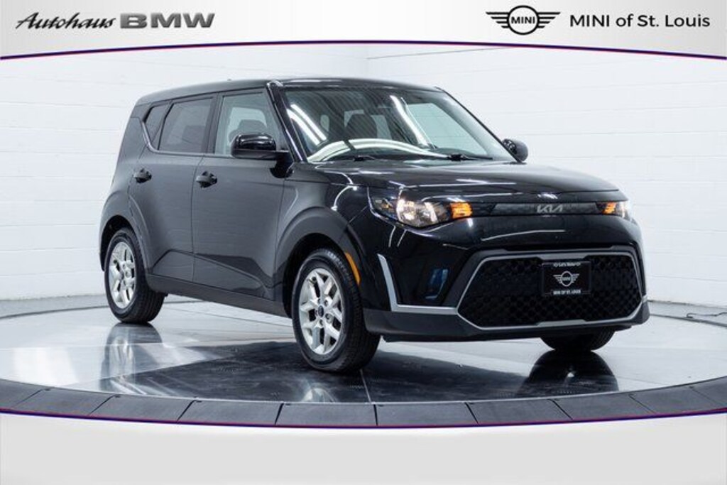 Used 2023 Kia Soul LX Hatchback