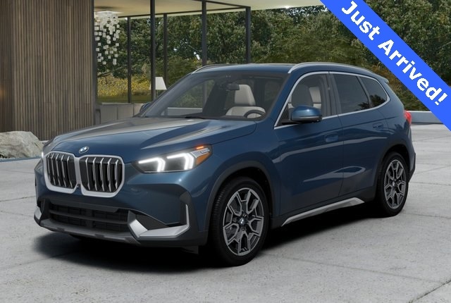 2026 BMW X1 28i's photo