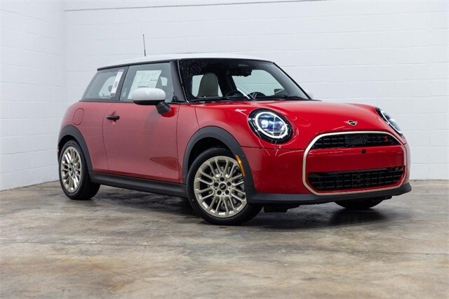 2025 Mini Cooper 2 Door Hardtop S Iconic photo 3
