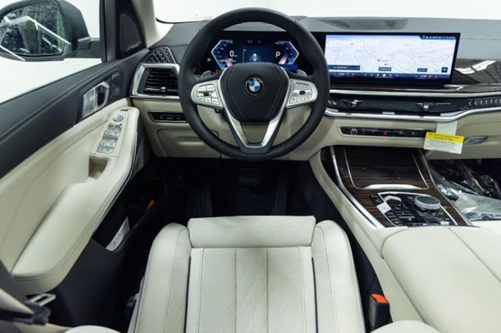 New 2027 BMW X7 xDrive40i SUV