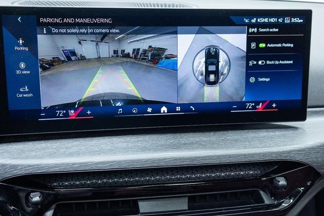 2026 BMW 3 Series 330i - Photo 20