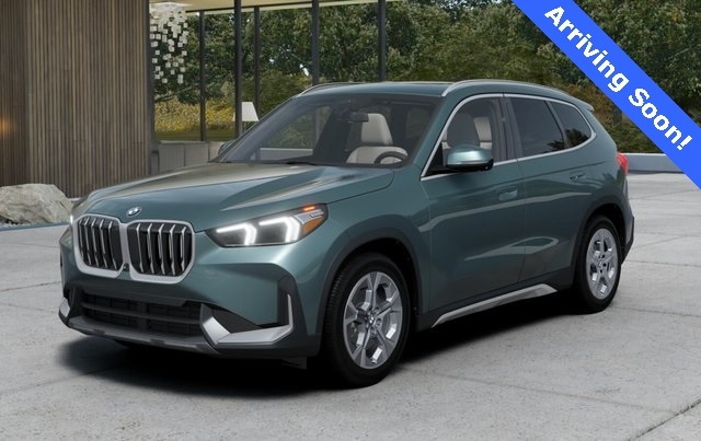 2026 BMW X1 28i's photo