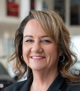 Staff member Heather Vivrett from b9cbb1beccb0