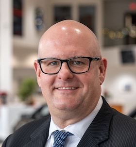 Staff member Steve Emerson from b9cbb1beccb0