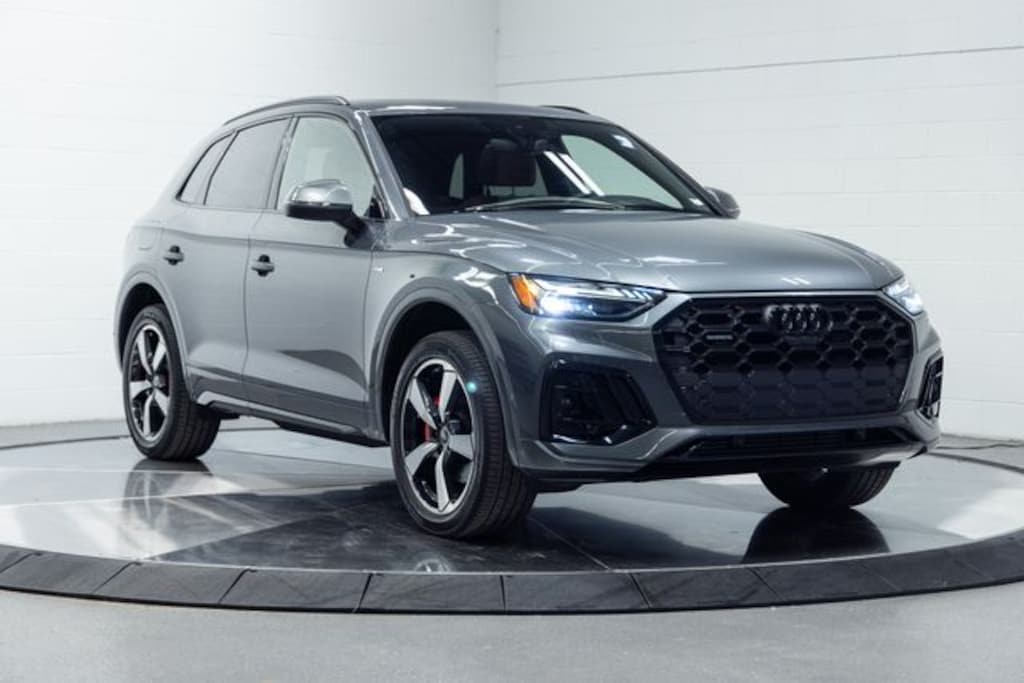 Used 2024 Audi Q5 45 S line Prestige SUV