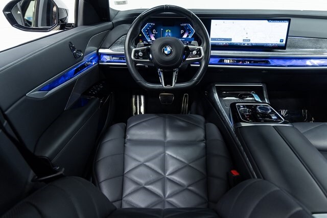 2023 Bmw 740i photo 3