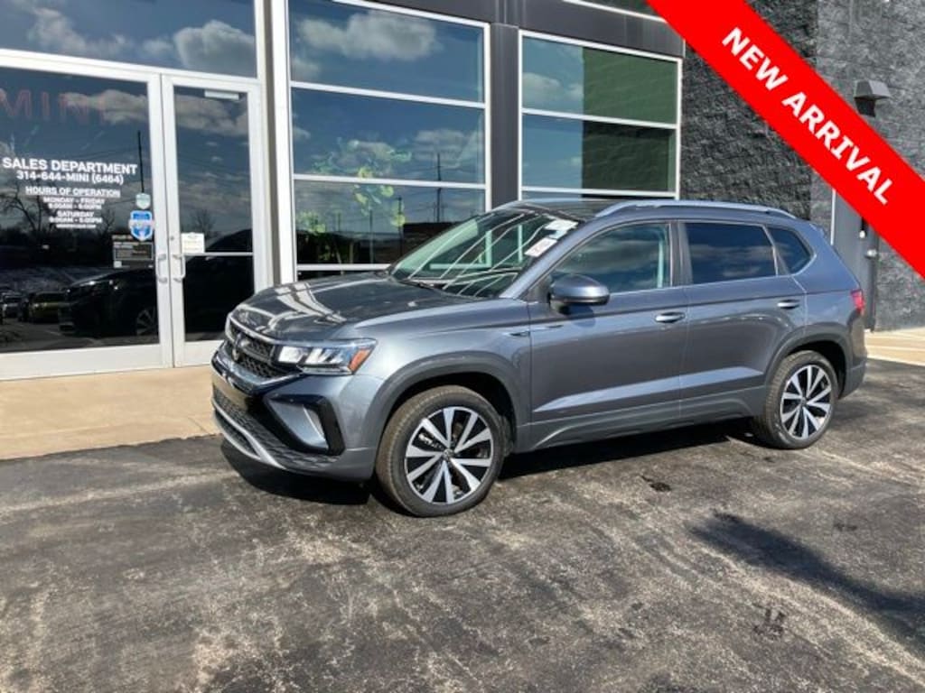 Used 2024 Volkswagen Taos 1.5T SE SUV