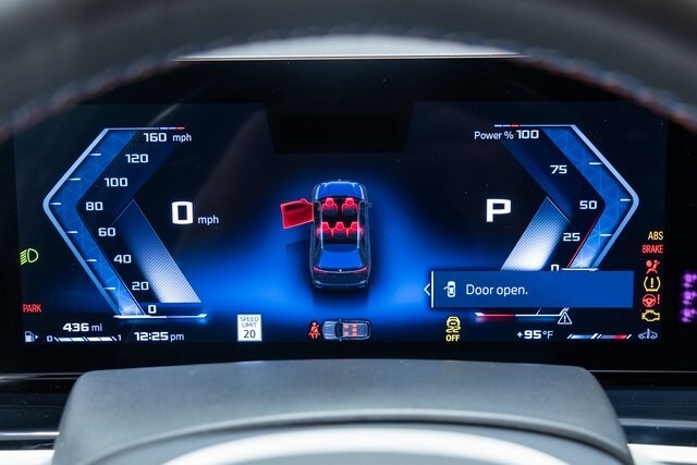 2025 Bmw X7 M60i photo 2