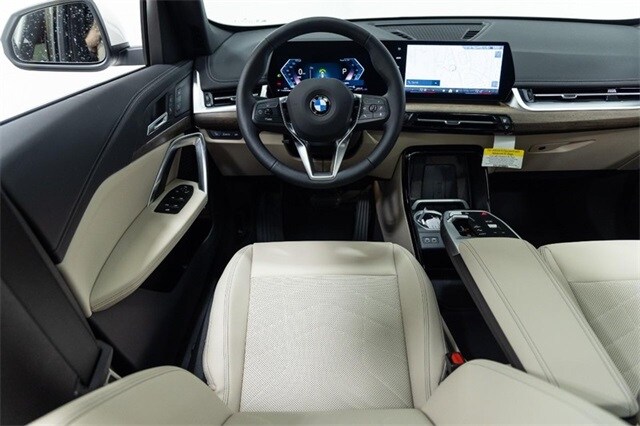 2025 Bmw X1 XDrive28i photo 2