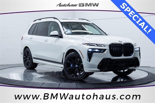 2026 BMW X7 40i's photo