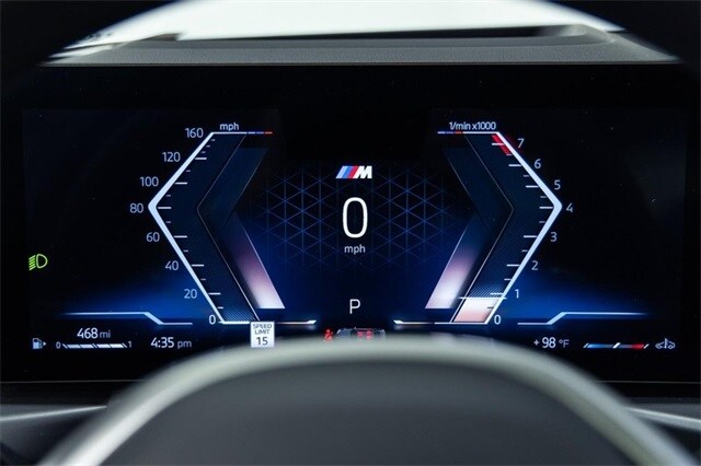 2025 Bmw 330i xDrive photo 2