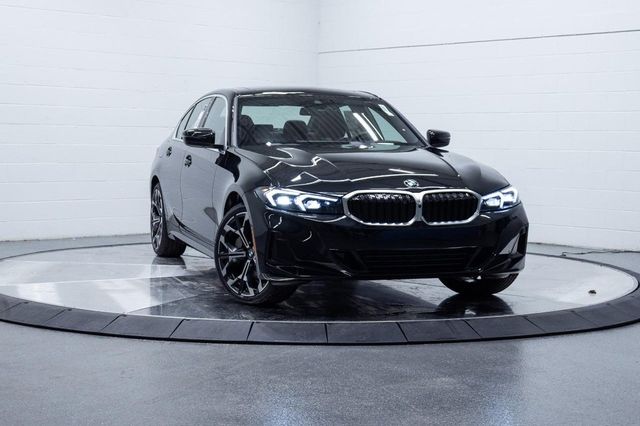 2026 BMW 3 Series 330i - Photo 5
