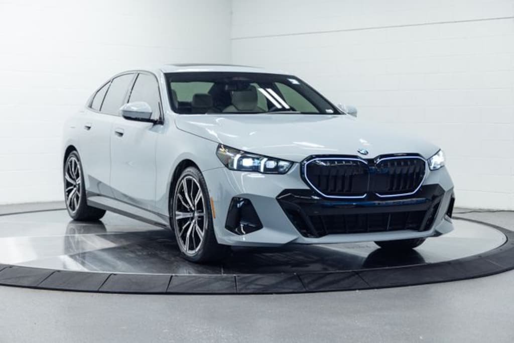 Used 2026 BMW 5 Series 540i xDrive Sedan