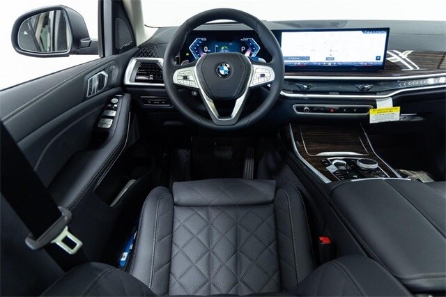 2025 Bmw X7 xDrive40i photo 3