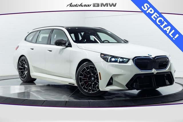 2025 BMW M5 M5 Touring's photo